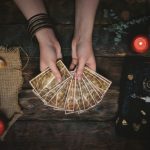 How to Shuffle Tarot Cards for Beginners, Tarot Deck Reading