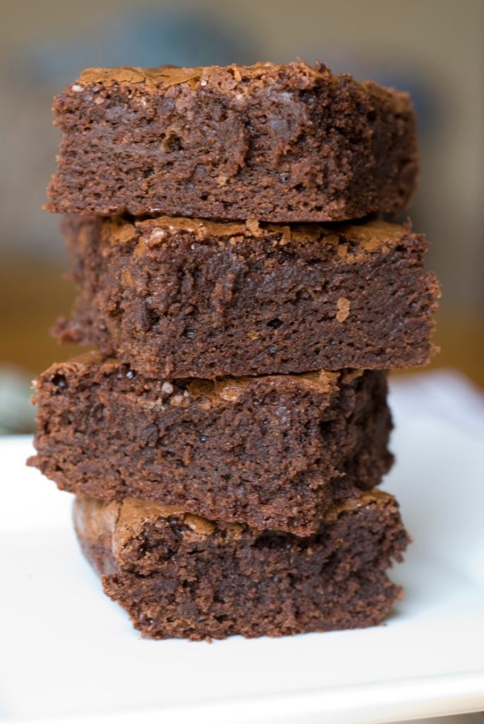 How to Make Brownies With a Stand Mixer