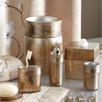 How to Choose the Right Bathroom Accessories and Fixtures